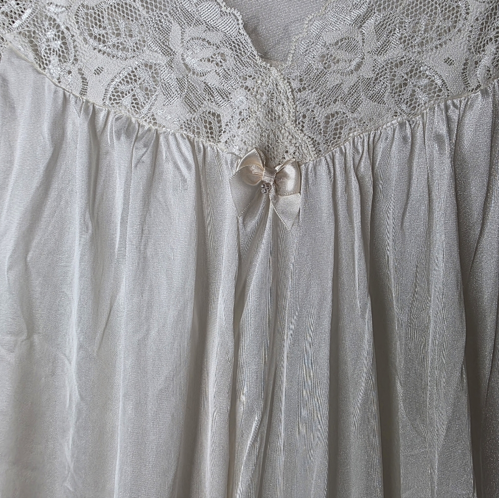 Shadowline‎ Lace Cap Elegant Ivory Nylon Nightgown Size Small - Picture 5 of 7